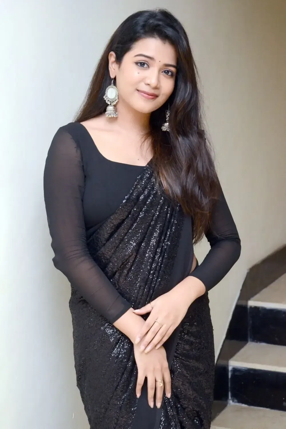 TELUGU ACTRESS GOLDIE NISSY IN BLACK SAREE AT CHANGURE BANGARU RAJA MOVIE 11